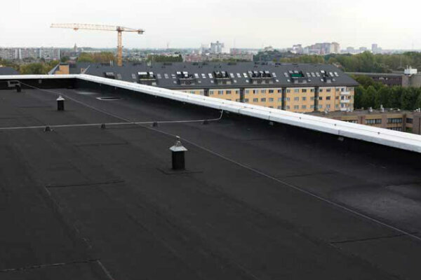 leislag aanbrengen op plat dak